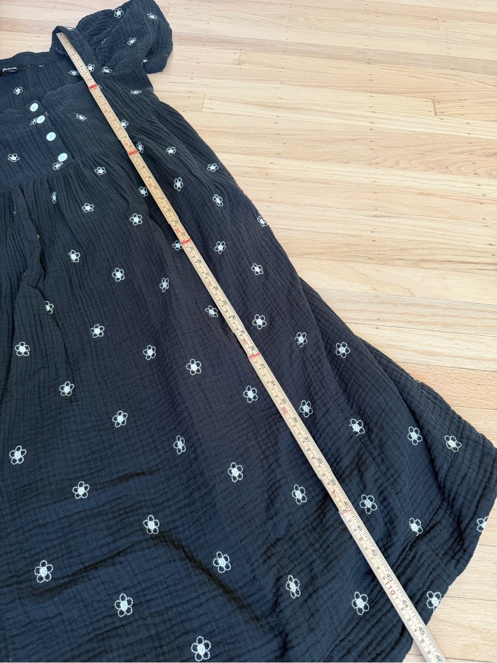 Madewell Daisy Embroidered Lightspun Gauze Cotton Midi Dress Size Medium M Black - Picture 9 of 9